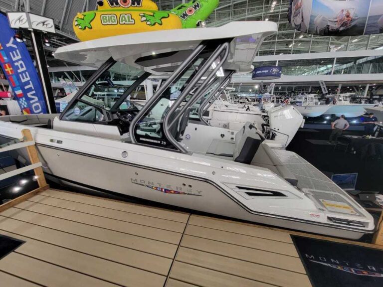 2026 Monterey Elite 25 Stern Drive US-RGFEE104J526 [photo 29]